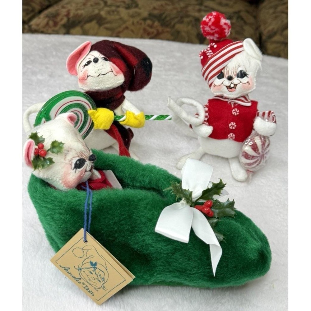 3 Annalee Dolls Lot Christmas Theme Holiday Slipper Peppermint Mobilitee 1990's